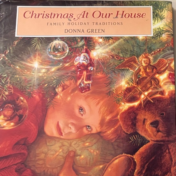 2 HARDCOVER Christmas and Pirate Themed Books, Retail $48 both - Picture 3 of 10